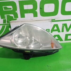 faro_izquierdo_1343657_ford_focus_berlina_cak_trend