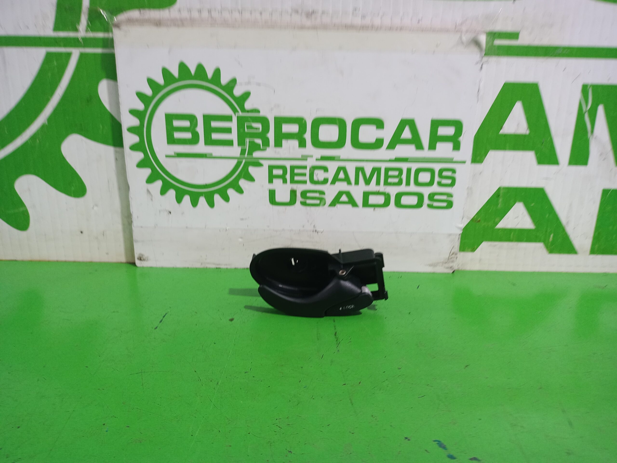 maneta_interior_delantera_derecha_1097633_ford_focus_berlina_cak_trend