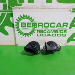 claxon_e30055306_ford_focus_berlina_cak_trend