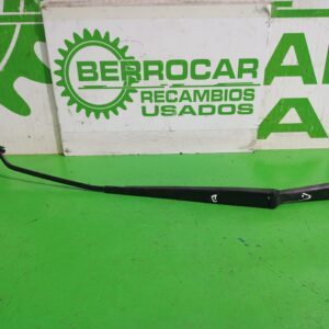 brazo_limpia_delantero_derecho_xs4117526bc_ford_focus_berlina_cak_trend