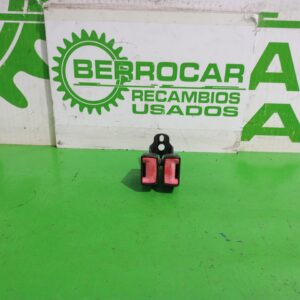 enganche_cinturon_trasero_derecho_1790511_ford_focus_berlina_cak_trend