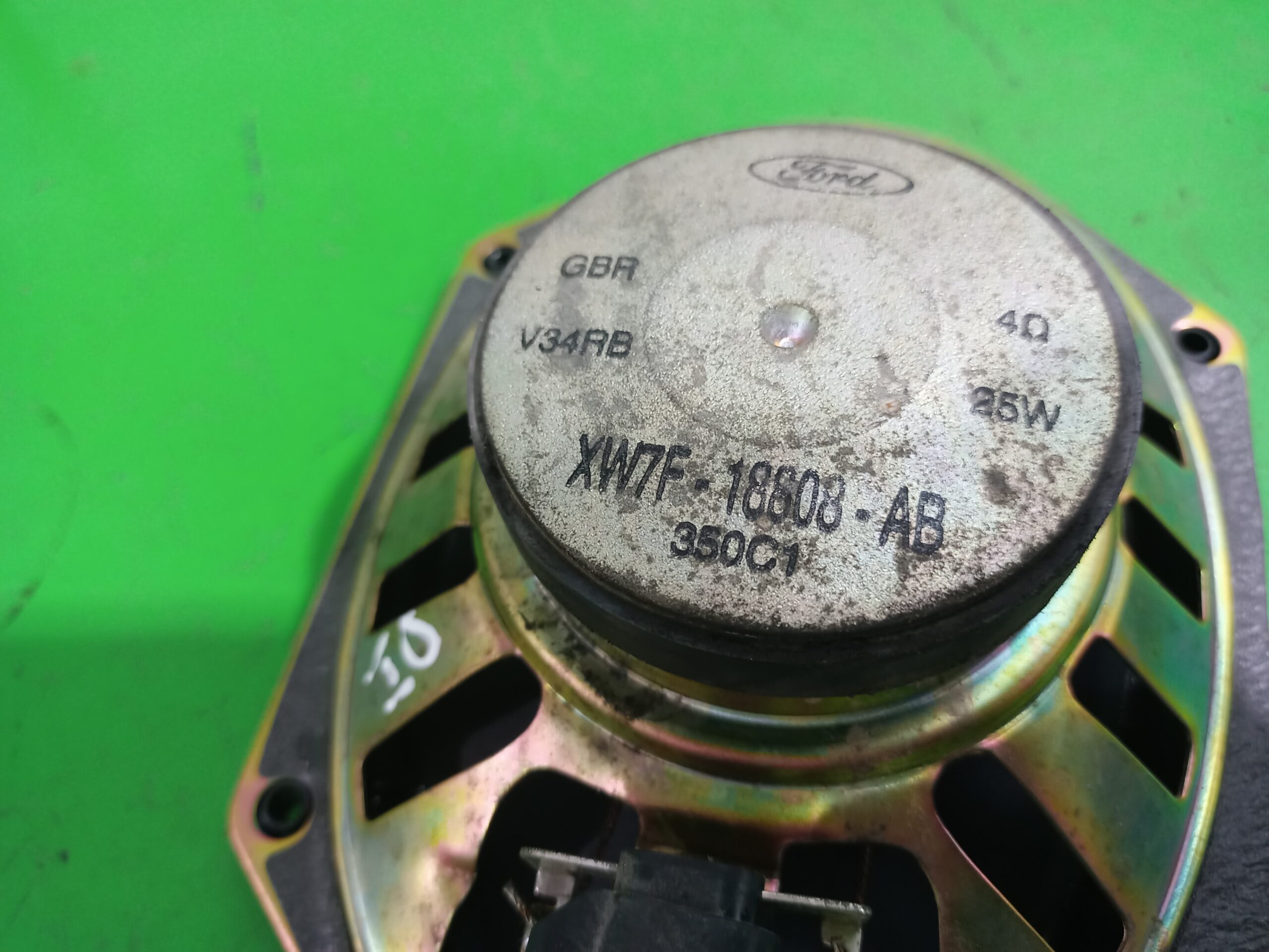 altavoz_xw7f18808ab_ford_focus_berlina_cak_trend