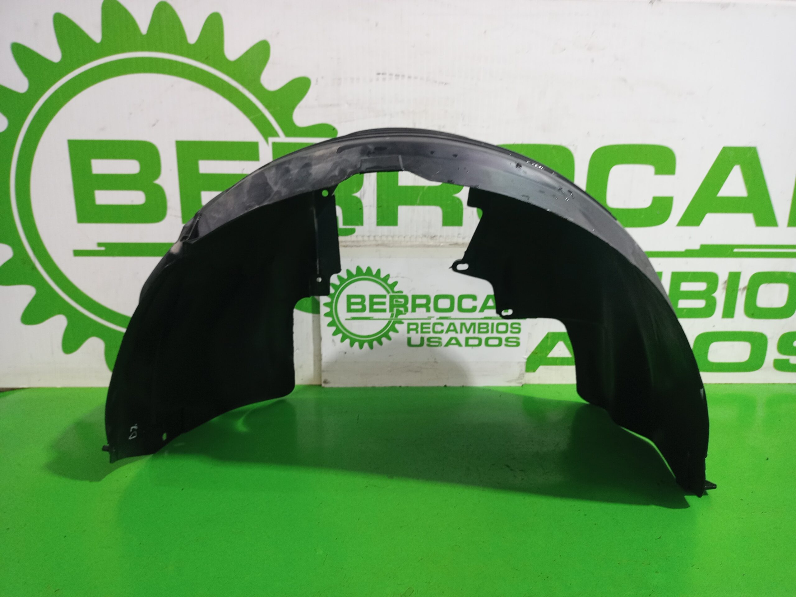 paso_rueda_delantero_derecho_1146898_ford_focus_berlina_cak_trend