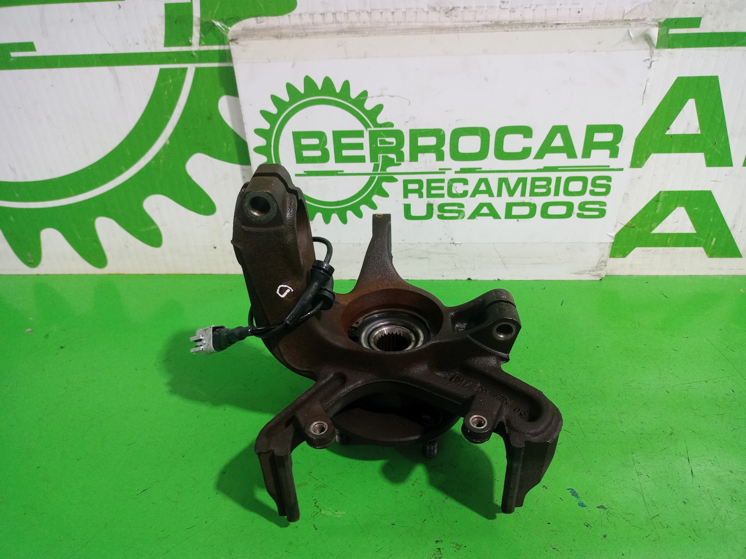 mangueta_delantera_derecha_1214041_ford_focus_berlina_cak_trend