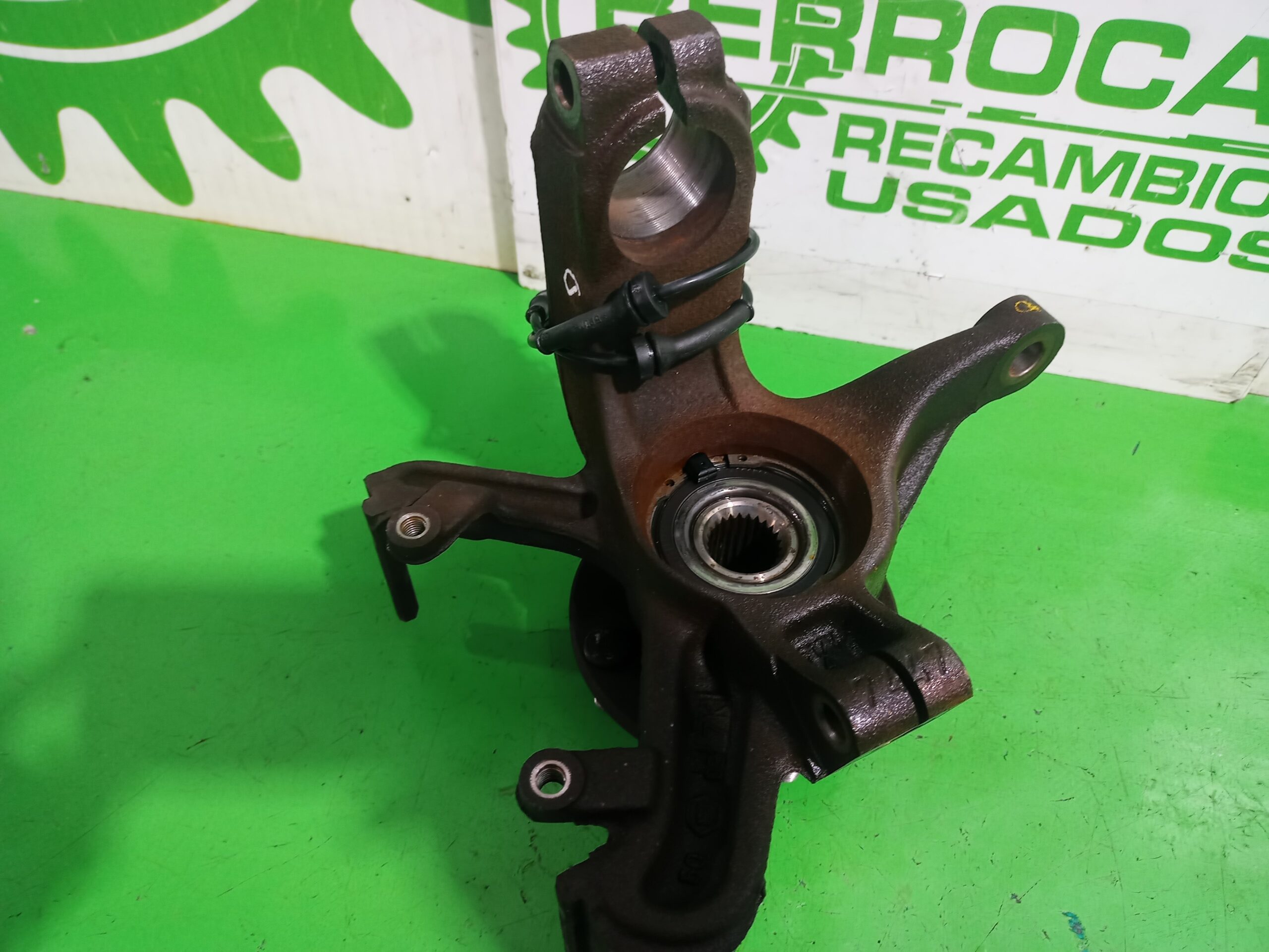 mangueta_delantera_derecha_1214041_ford_focus_berlina_cak_trend