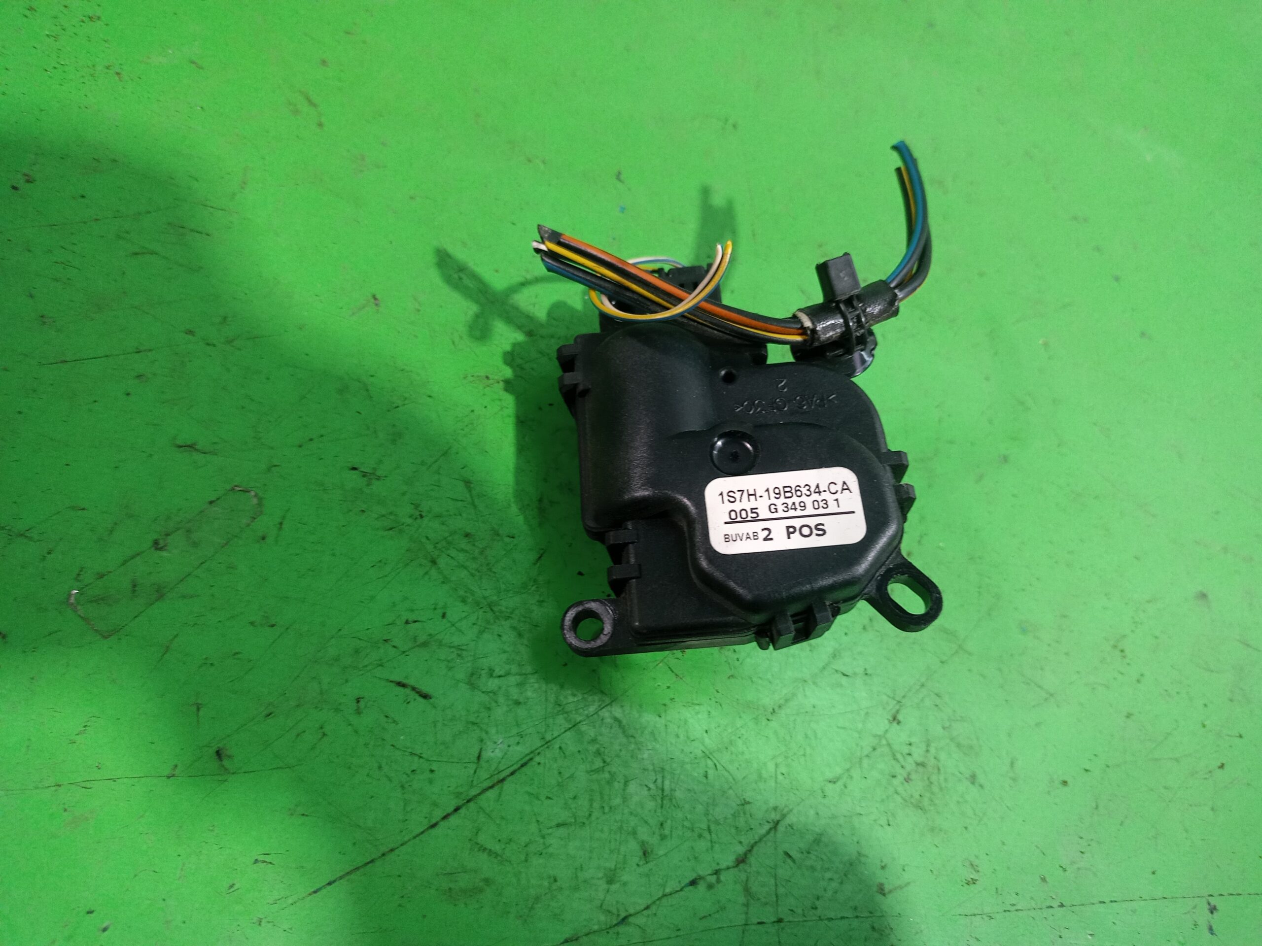 motor_apertura_trampilla_1s7h19b634ca_ford_focus_berlina_cak_trend