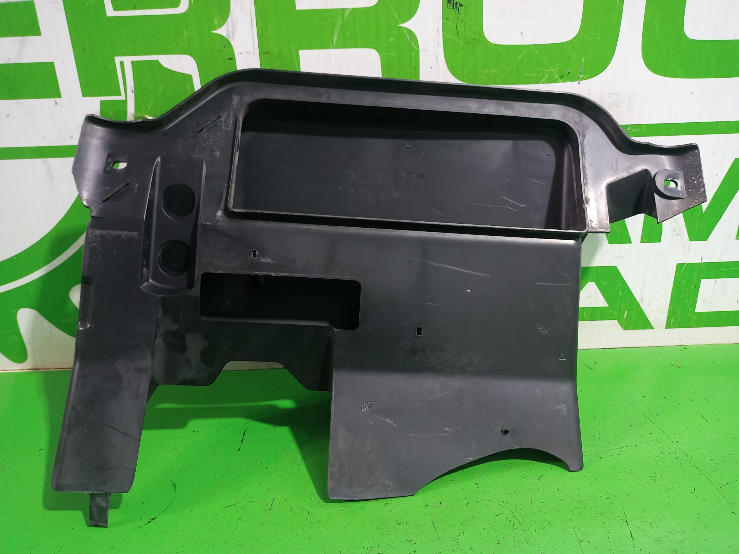 cubierta_motor_xs406c646b_ford_focus_berlina_cak_trend