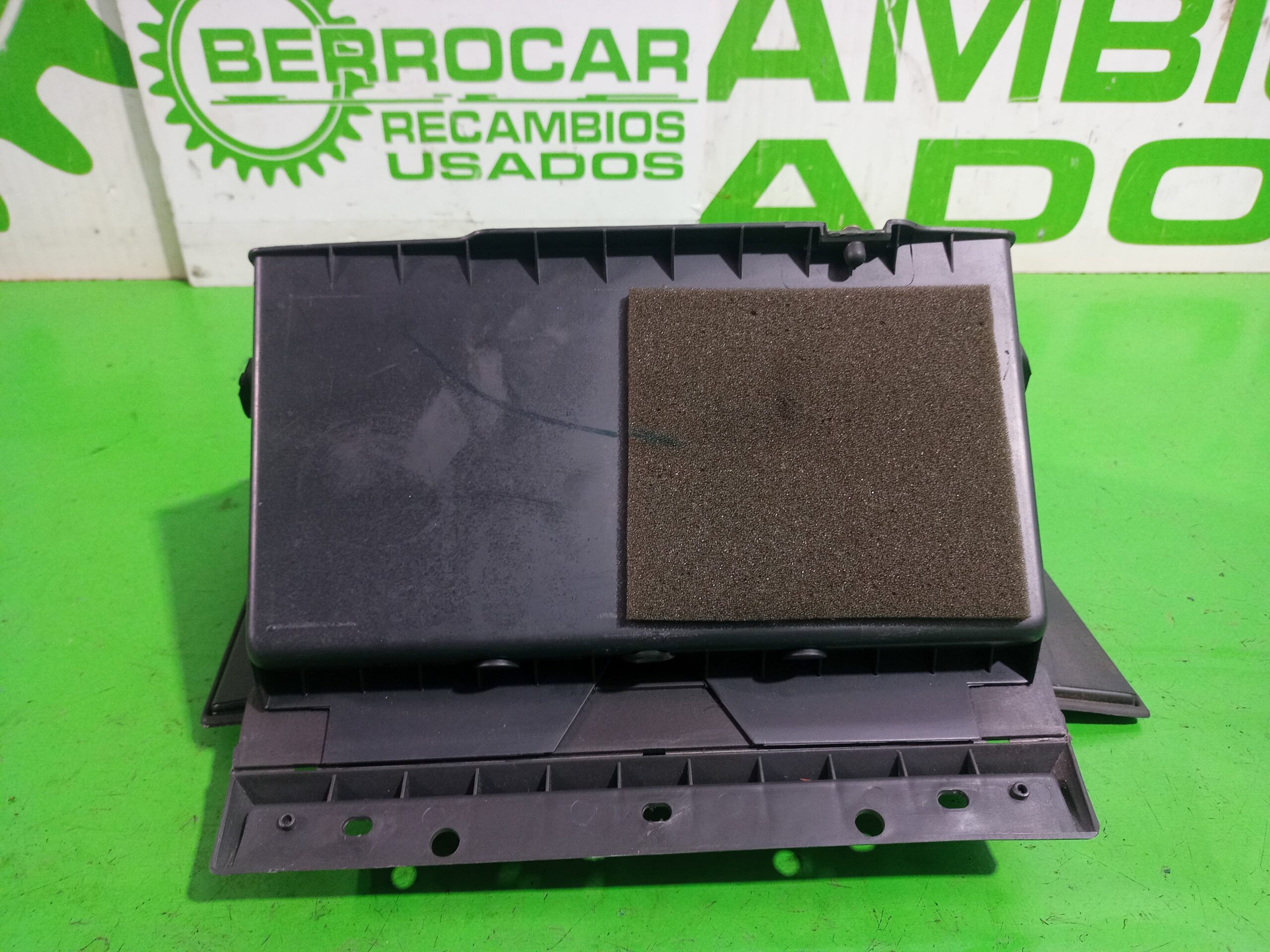 guantera_2m5xa06024_ford_focus_berlina_cak_trend