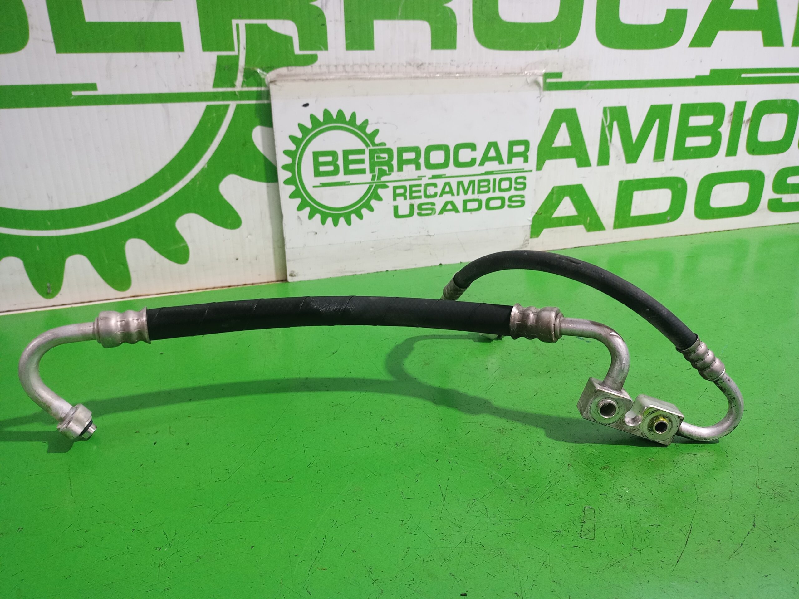 tubo_xs4h19d850hb_ford_focus_berlina_cak_trend