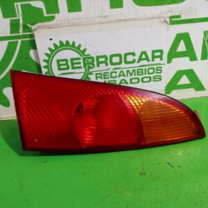 piloto_trasero_derecho_1214226_ford_focus_berlina_cak_trend