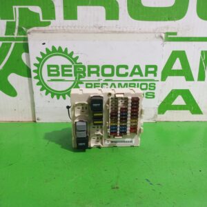 caja_reles_fusibles_518274105_ford_focus_berlina_cak_trend