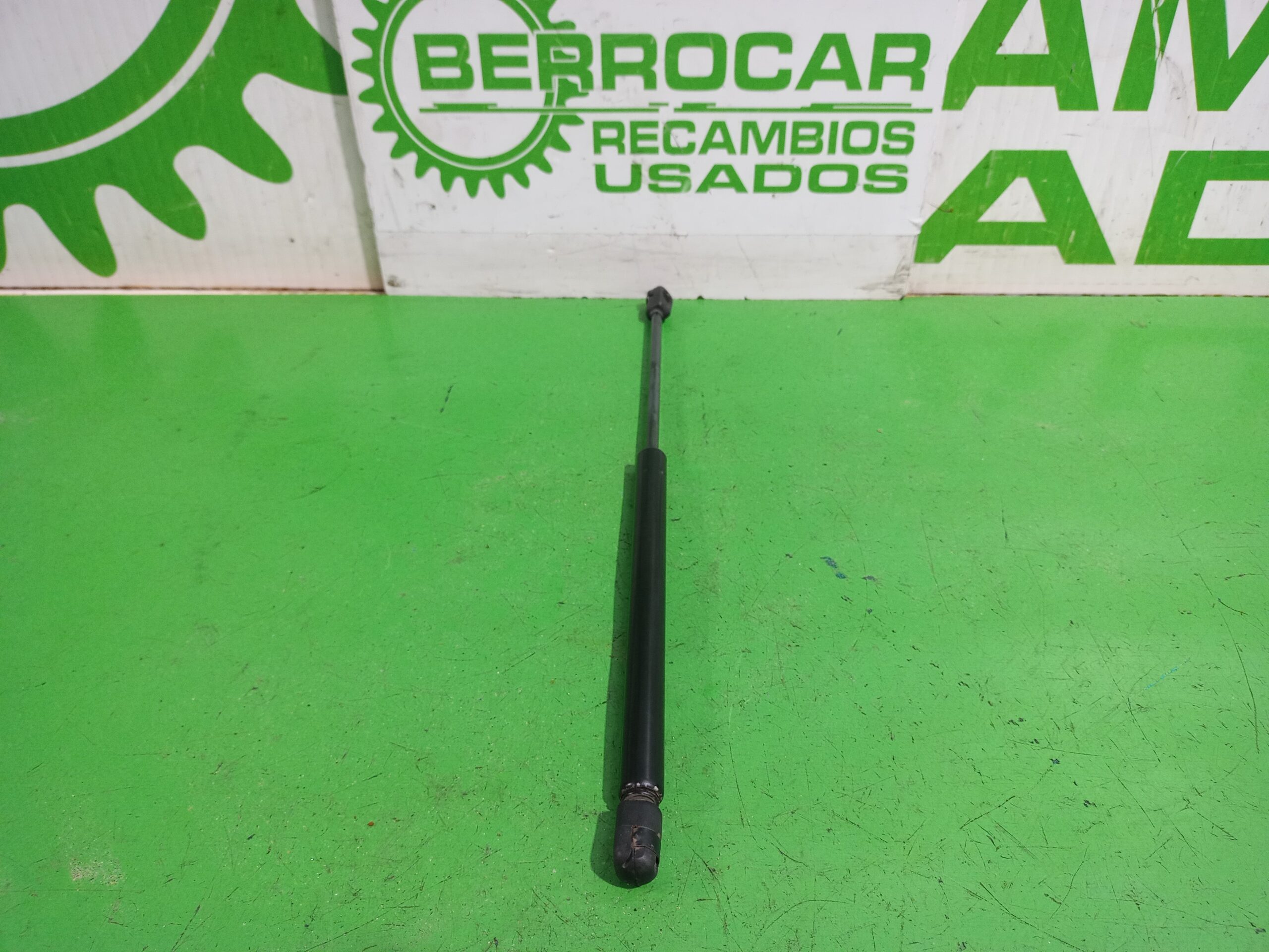 amortiguadores_maletero_porton_1313218_08450700_ford_focus_berlina_cak_trend