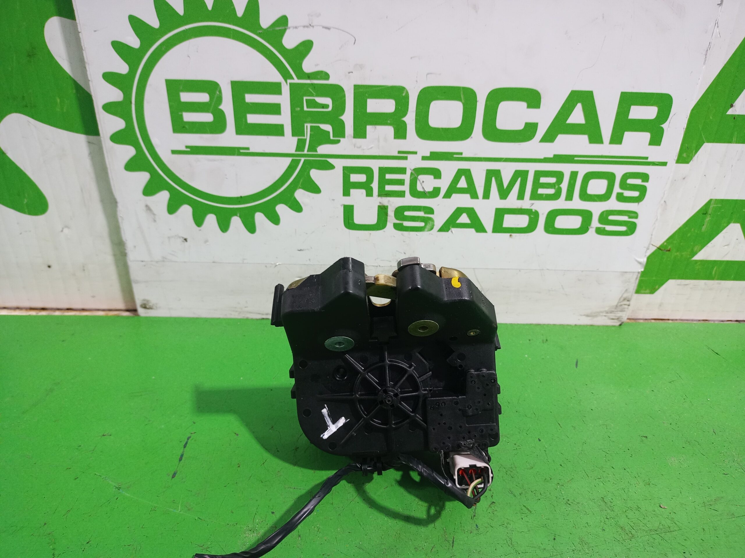 cerradura_maletero_porton_a43102fe_ford_focus_berlina_cak_trend