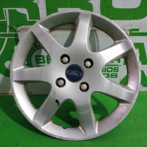 tapacubos_1132739_ford_focus_berlina_cak_trend