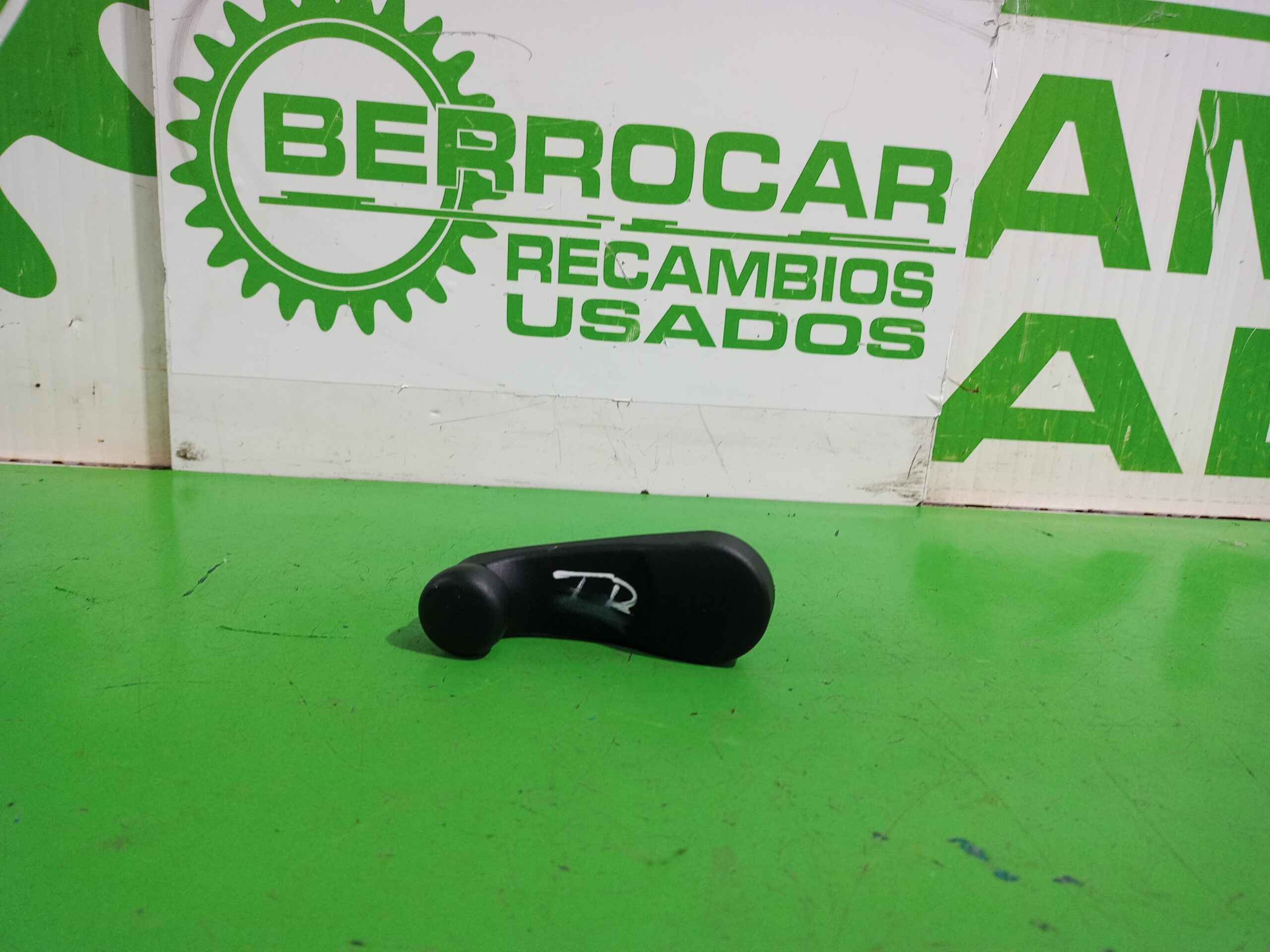 maneta_elevalunas_trasera_derecha_735410879_fiat_bravo_198_1_9_dynamic_multijet