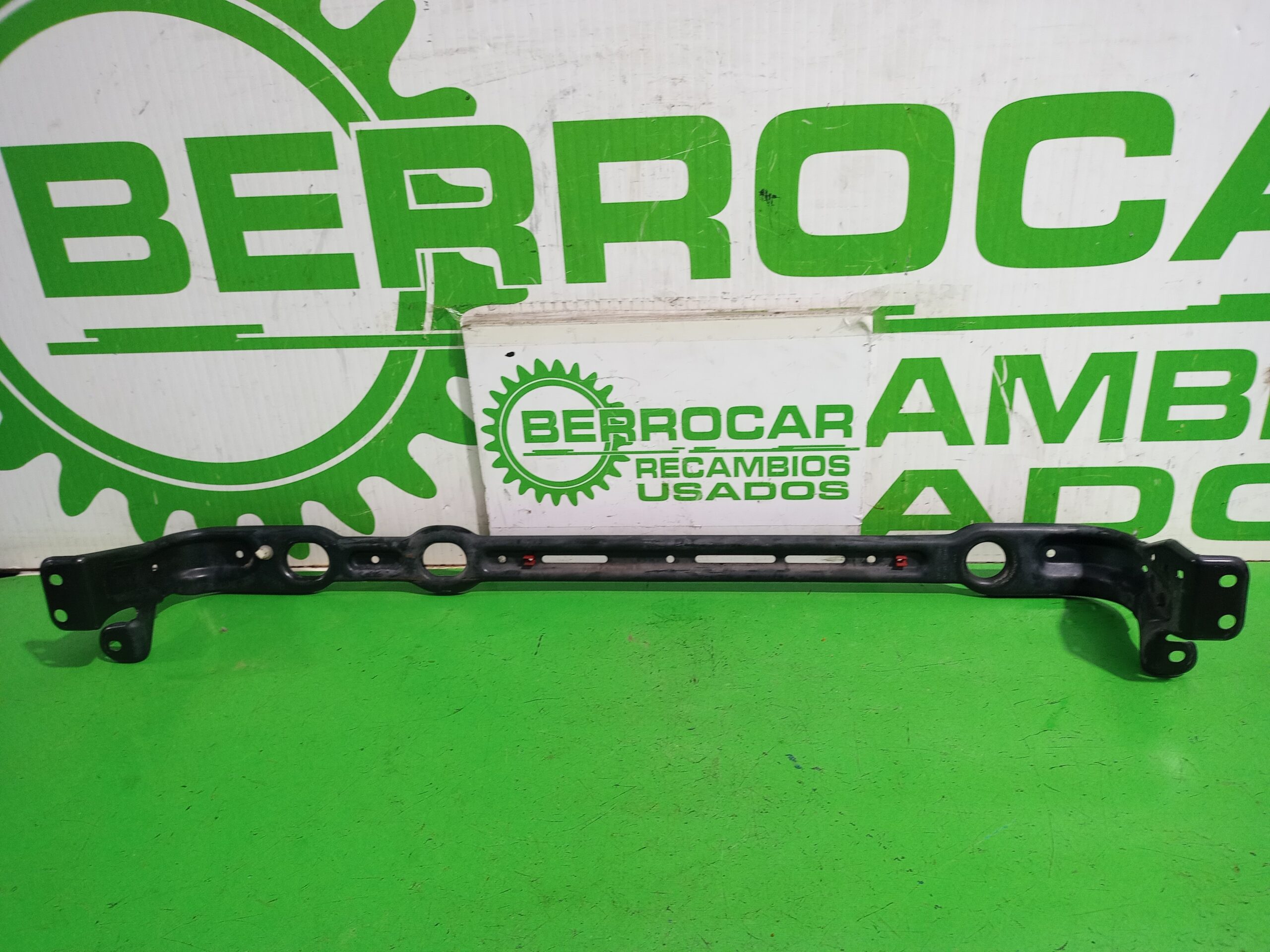 travesano_inferior_2m518a297ab_ford_focus_berlina_cak_trend