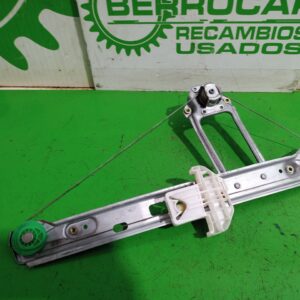 elevalunas_trasero_derecho_1331607_ford_focus_berlina_cak_trend