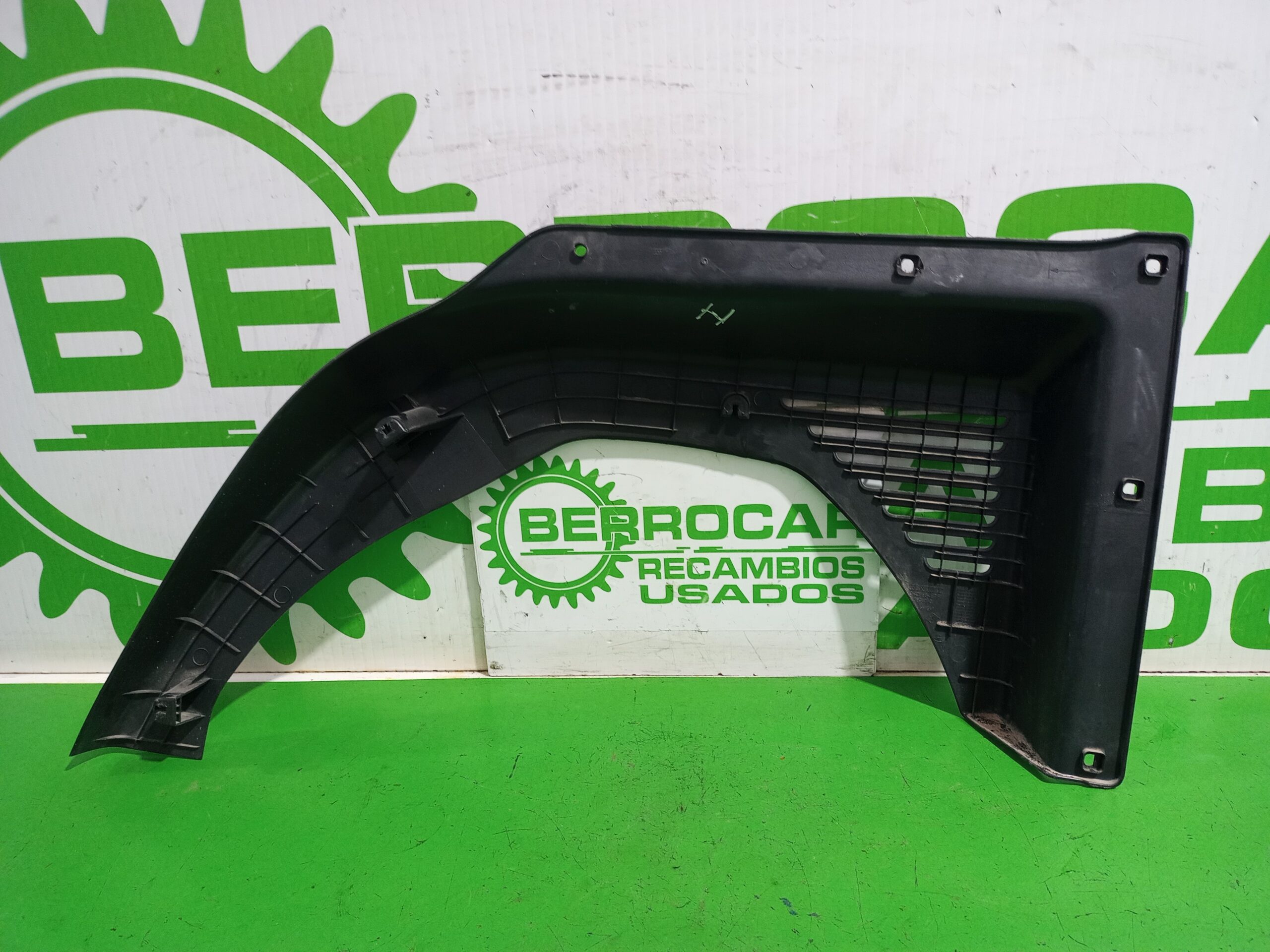 moldura_242968497r_renault_kangoo_profesional