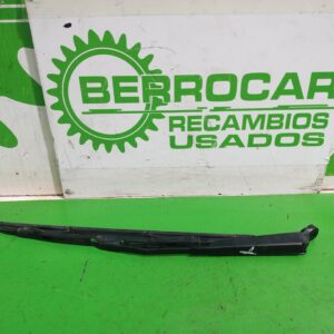 brazo_limpia_trasero_xs41a17406aa_ford_focus_berlina_cak_trend