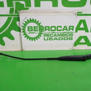 brazo_limpia_delantero_derecho_51757529_fiat_bravo_198_1_9_dynamic_multijet