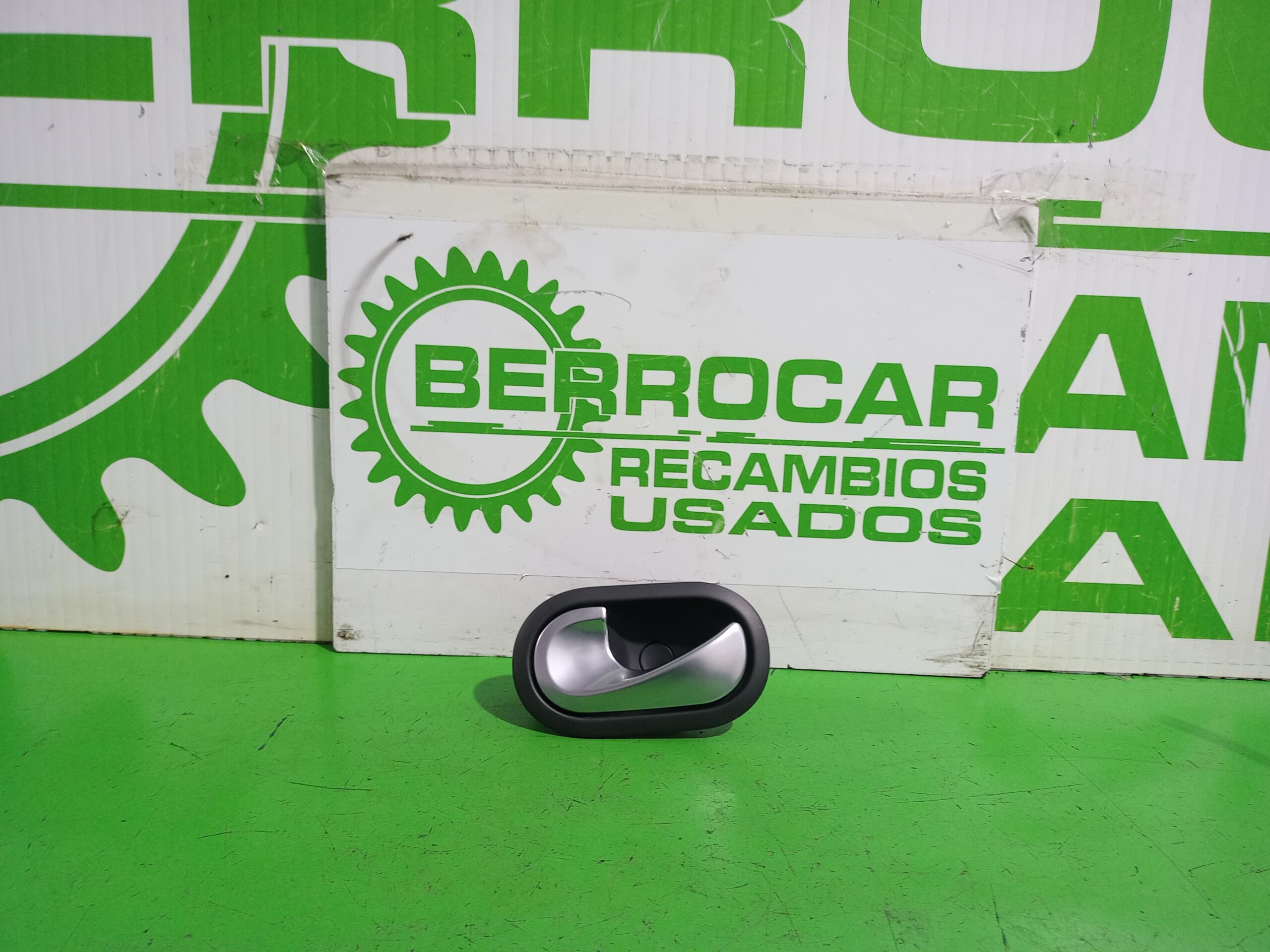 maneta_interior_delantera_izquierda_5005400006_renault_megane_ii_coupe_cabrio_confort_au_entique