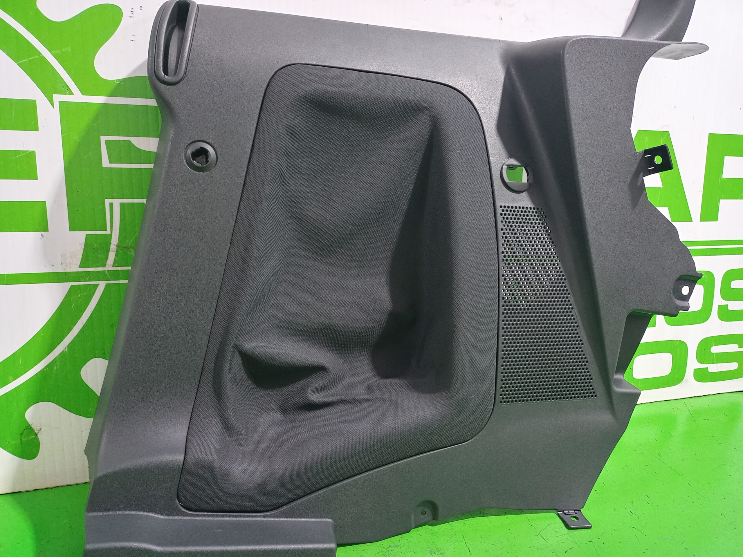 panel_lateral_7701057110_156012662_renault_megane_ii_coupe_cabrio_confort_au_entique