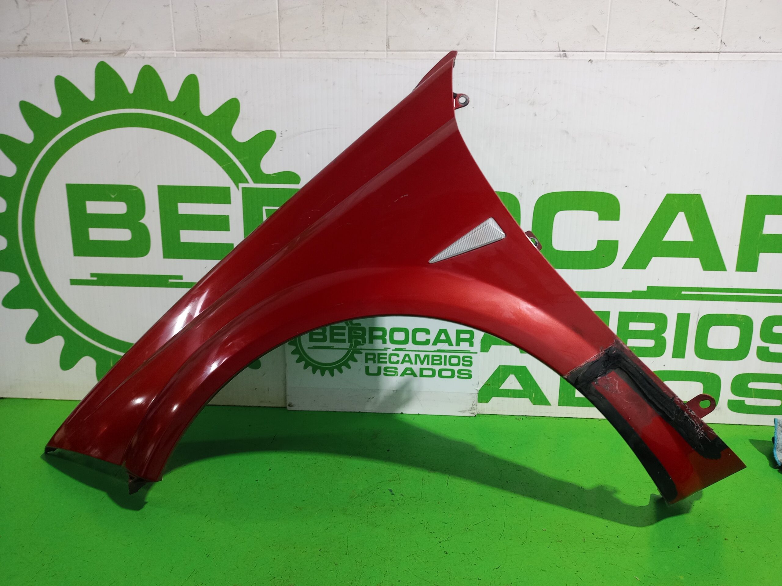 aleta_delantera_izquierda_8200112641_renault_megane_ii_coupe_cabrio_confort_au_entique