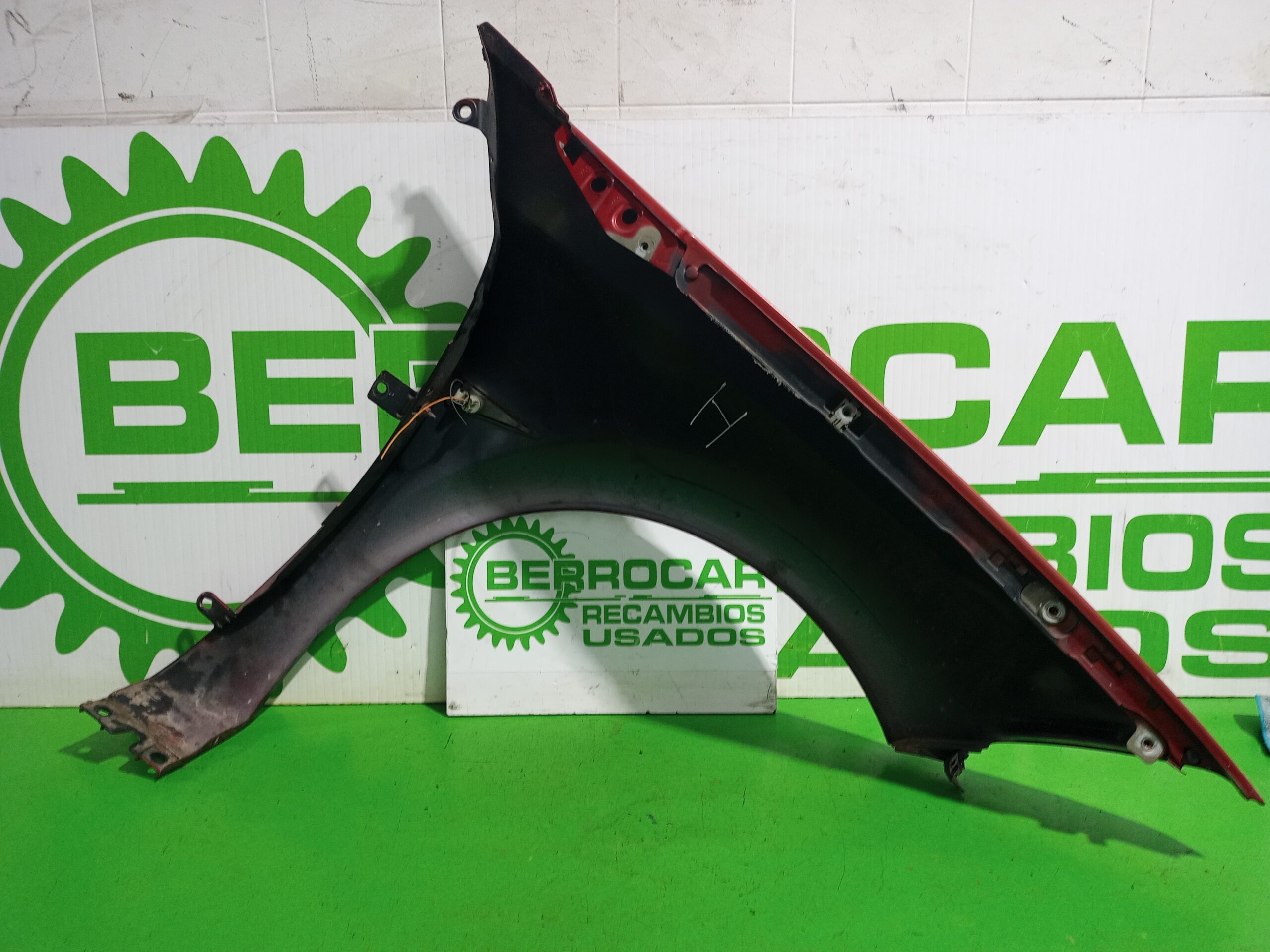 aleta_delantera_izquierda_8200112641_renault_megane_ii_coupe_cabrio_confort_au_entique