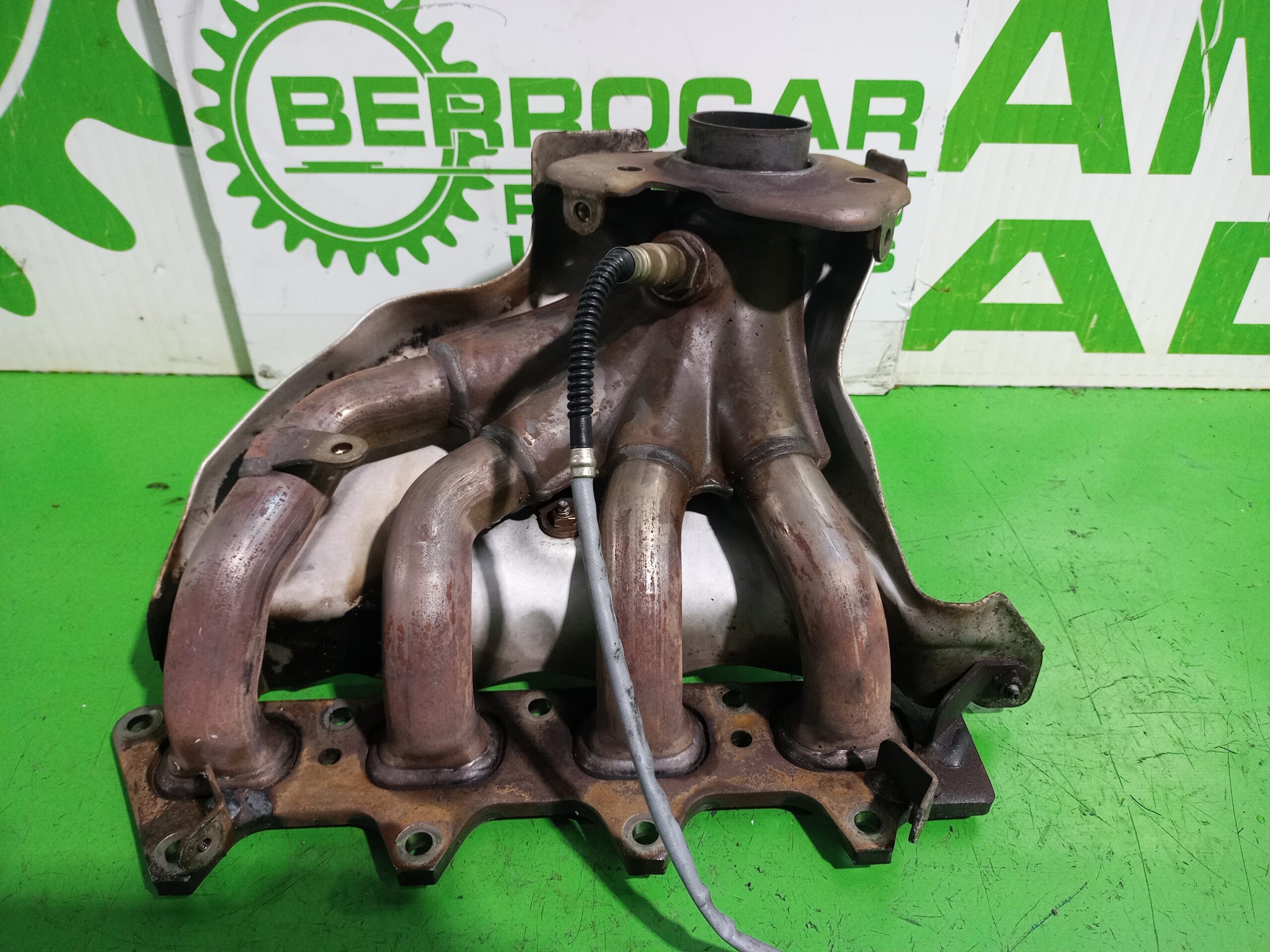 colector_escape_8200543309_renault_megane_ii_coupe_cabrio_confort_au_entique