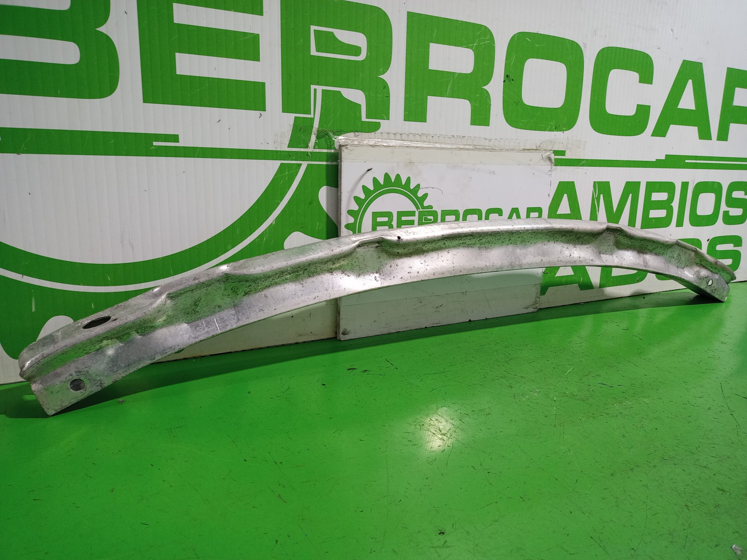 refuerzo_paragolpes_trasero_8200543309_renault_megane_ii_coupe_cabrio_confort_au_entique