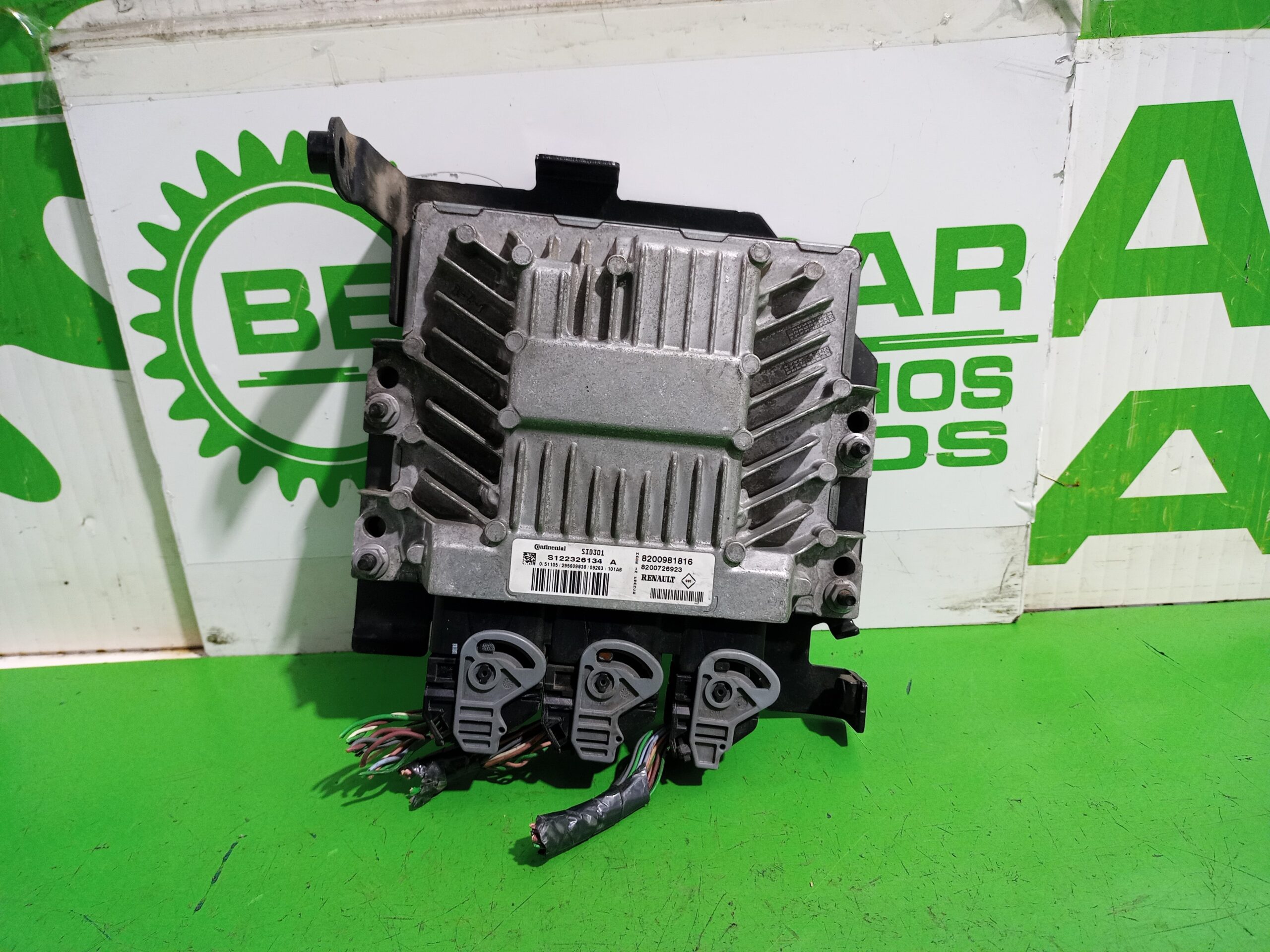 centralita_motor_uce_8200981816_renault_laguna_grandtour_iii_renault_laguna_iii_grandtour