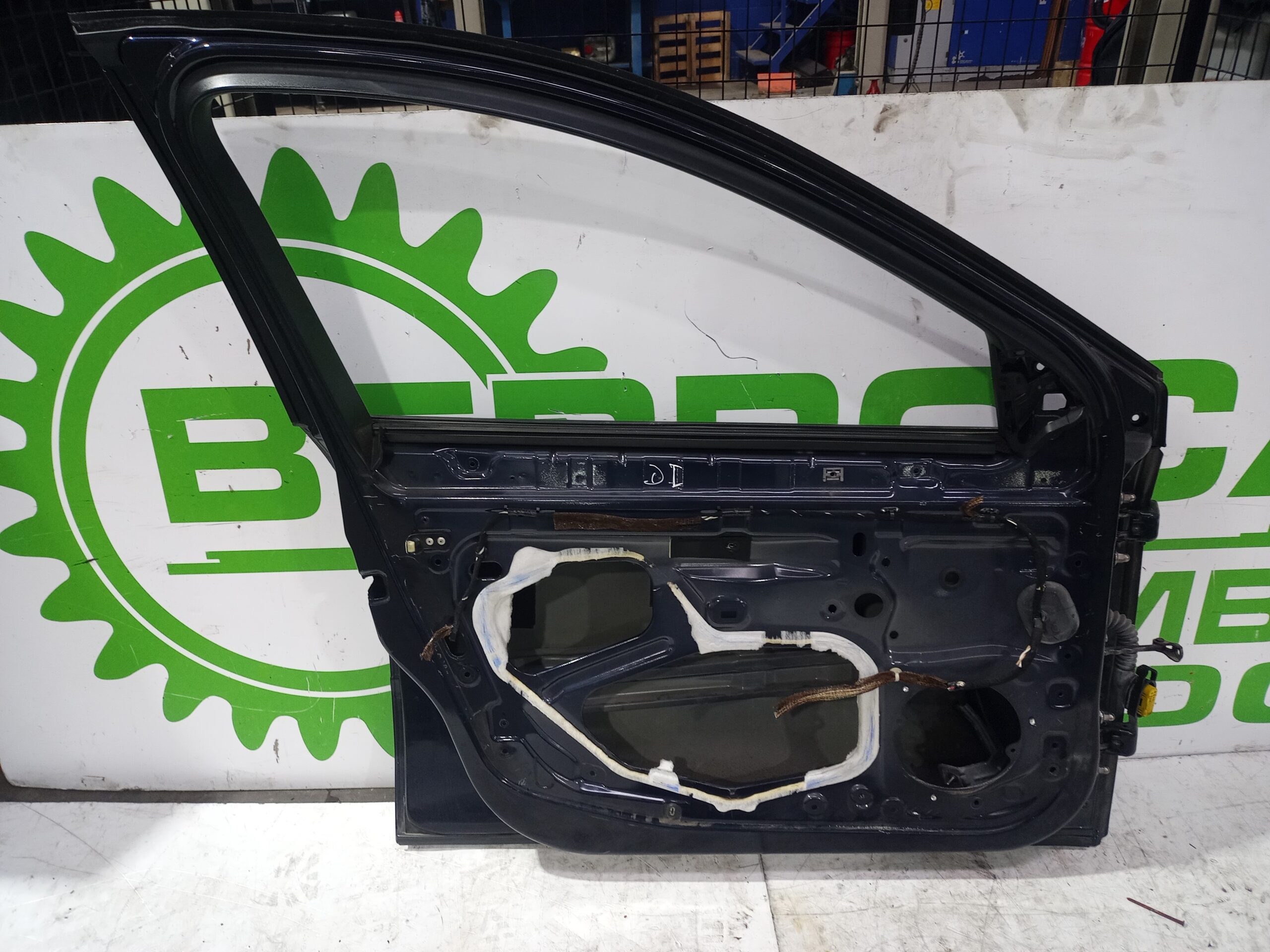 puerta_delantera_izquierda_801010025r_renault_laguna_grandtour_iii_renault_laguna_iii_grandtour