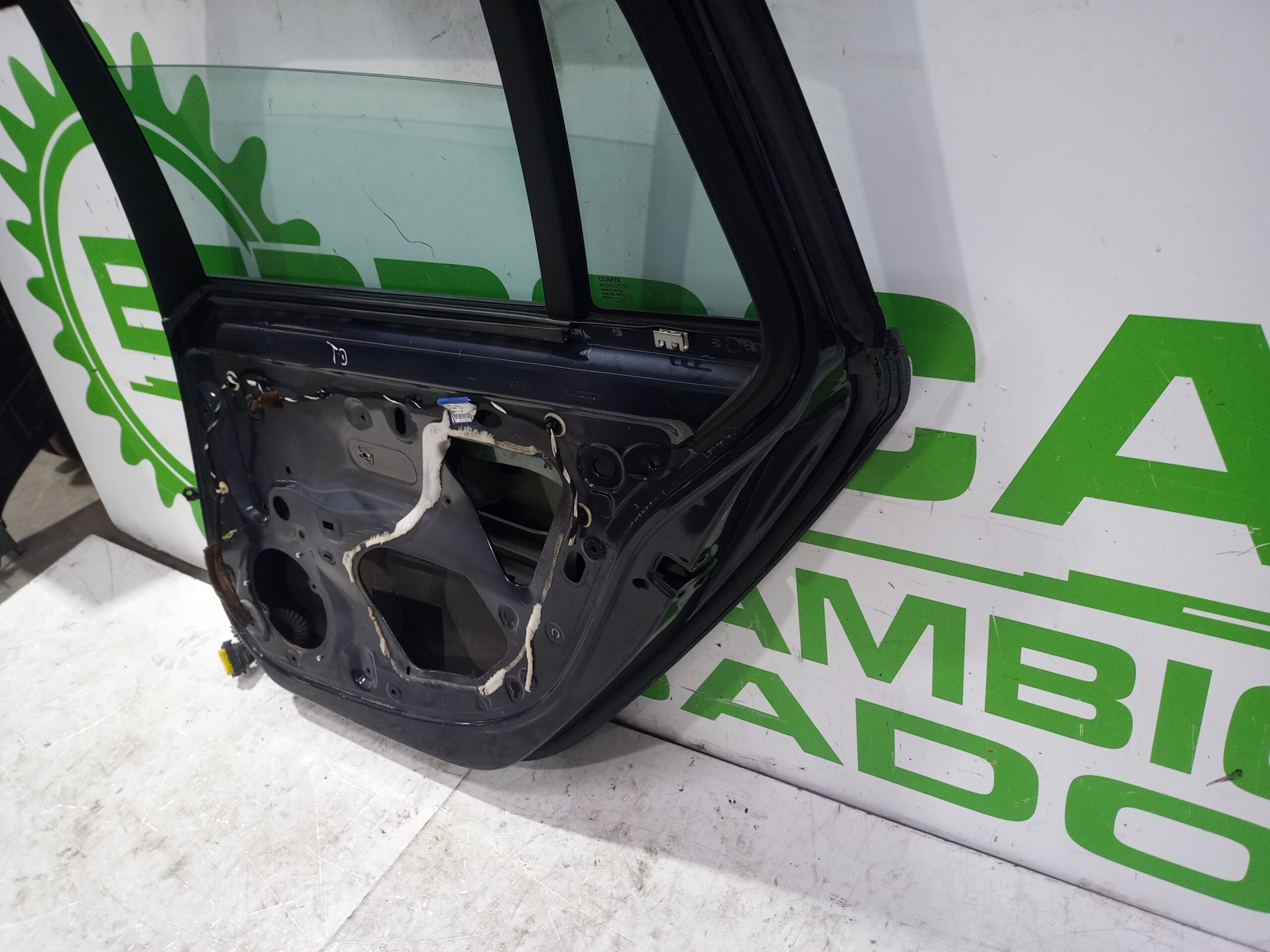 puerta_trasera_derecha_821000023r_renault_laguna_grandtour_iii_renault_laguna_iii_grandtour