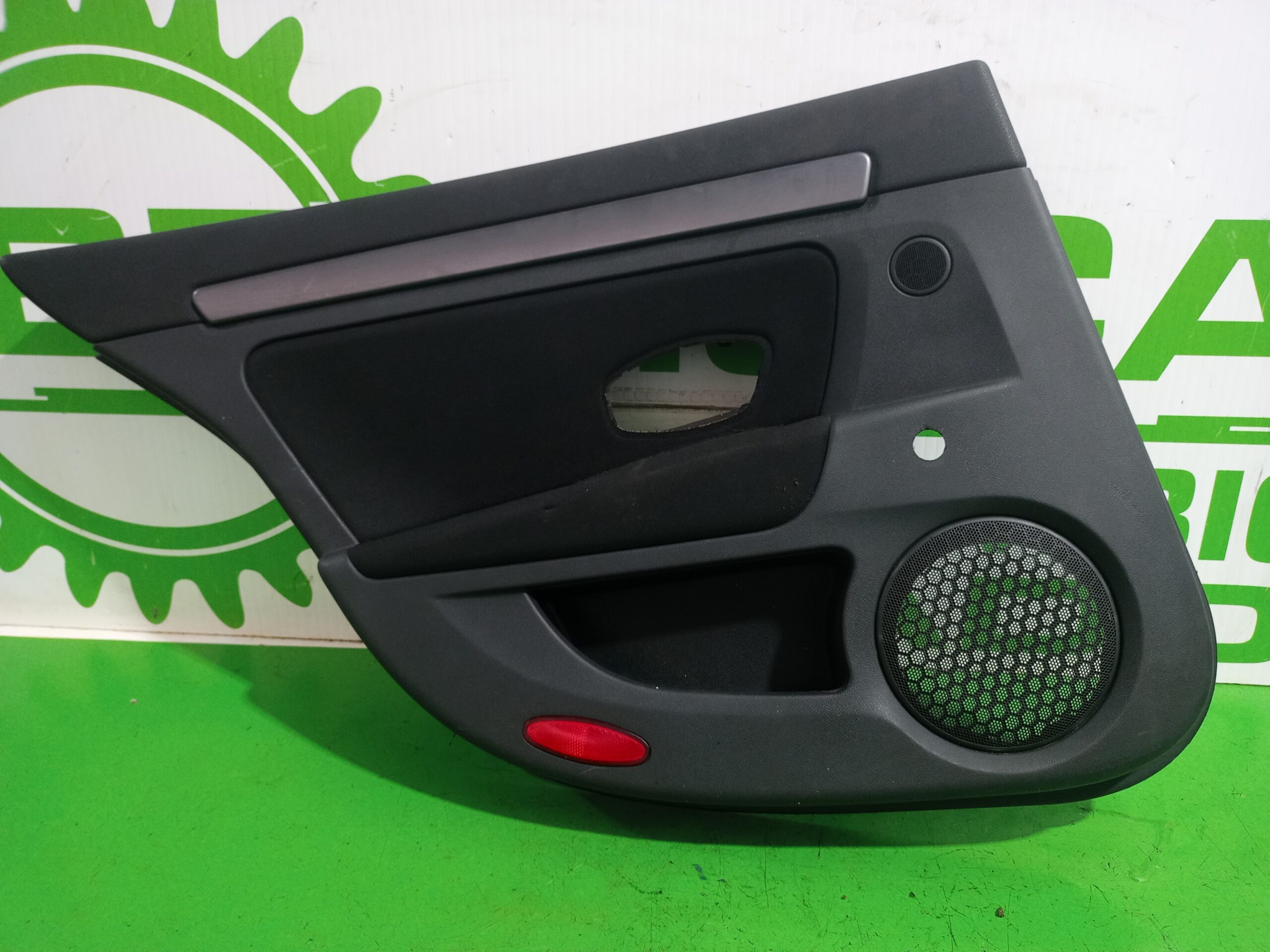 guarnecido_puerta_trasera_izquierda_829a15827r_renault_laguna_grandtour_iii_renault_laguna_iii_grandtour