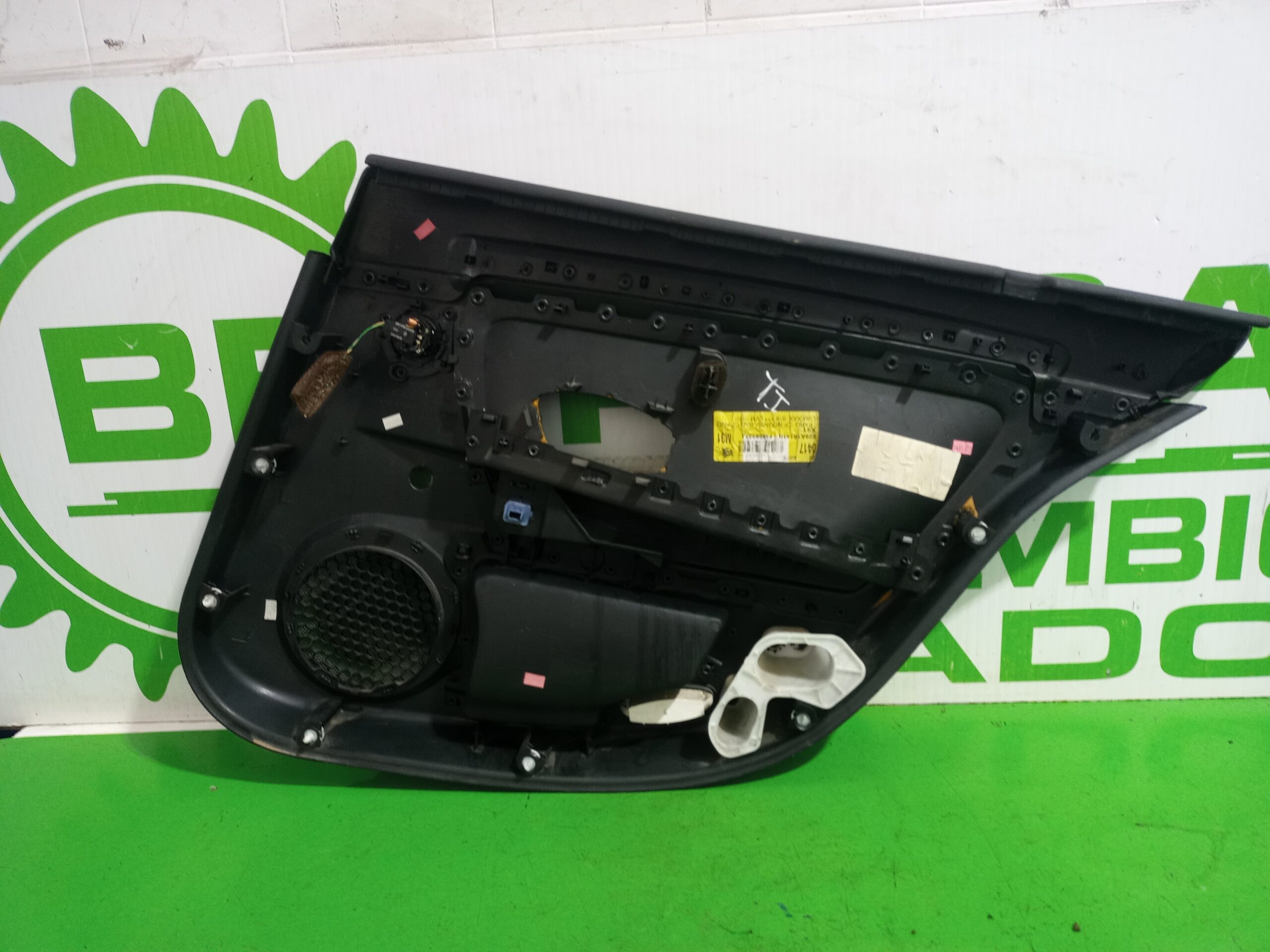 guarnecido_puerta_trasera_izquierda_829a15827r_renault_laguna_grandtour_iii_renault_laguna_iii_grandtour