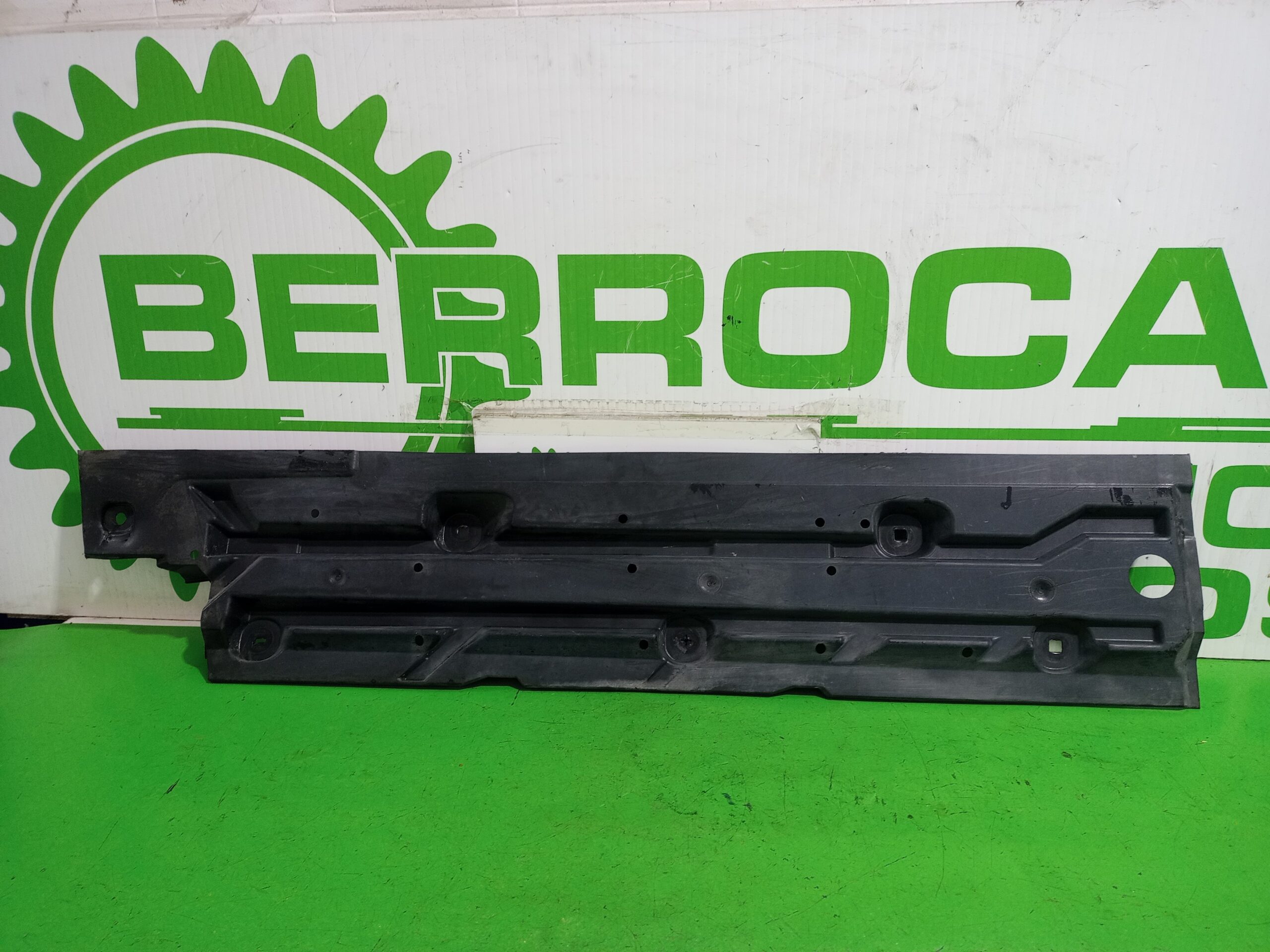 cubrecarter_555280002r_renault_laguna_grandtour_iii_renault_laguna_iii_grandtour