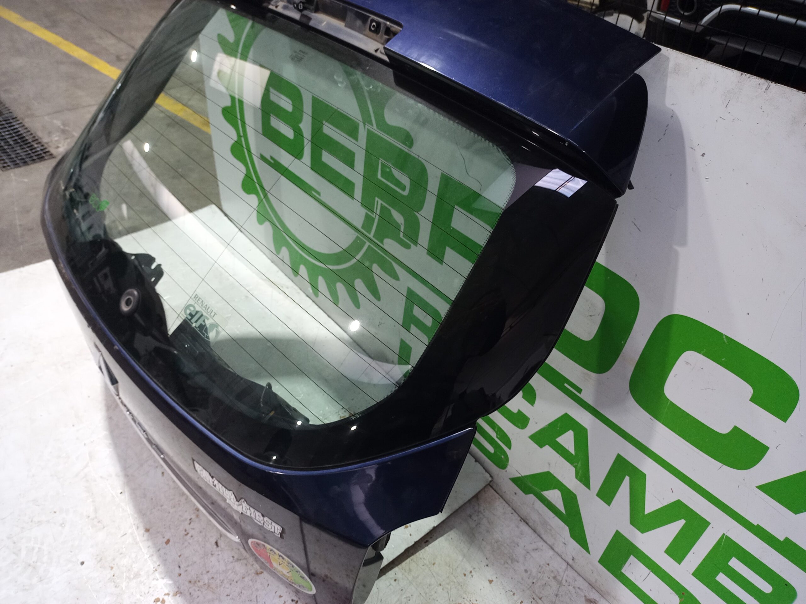 porton_trasero_901000822r_cristal_de_regalo_renault_laguna_grandtour_iii_renault_laguna_iii_grandtour