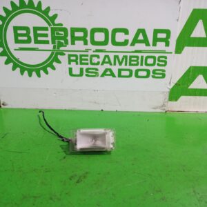 luz_interior_8200418356_renault_laguna_grandtour_iii_renault_laguna_iii_grandtour