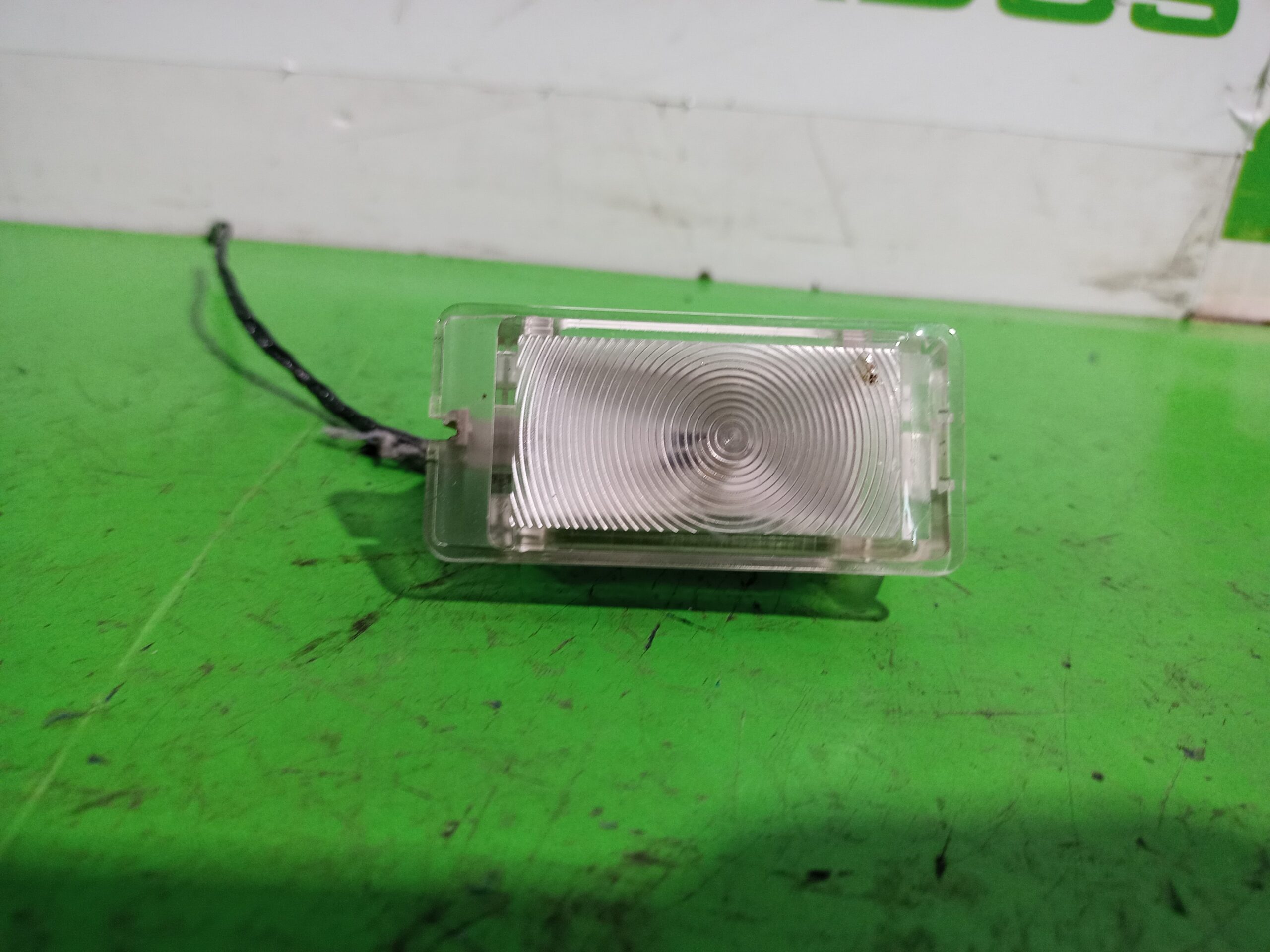 luz_interior_8200418356_renault_laguna_grandtour_iii_renault_laguna_iii_grandtour