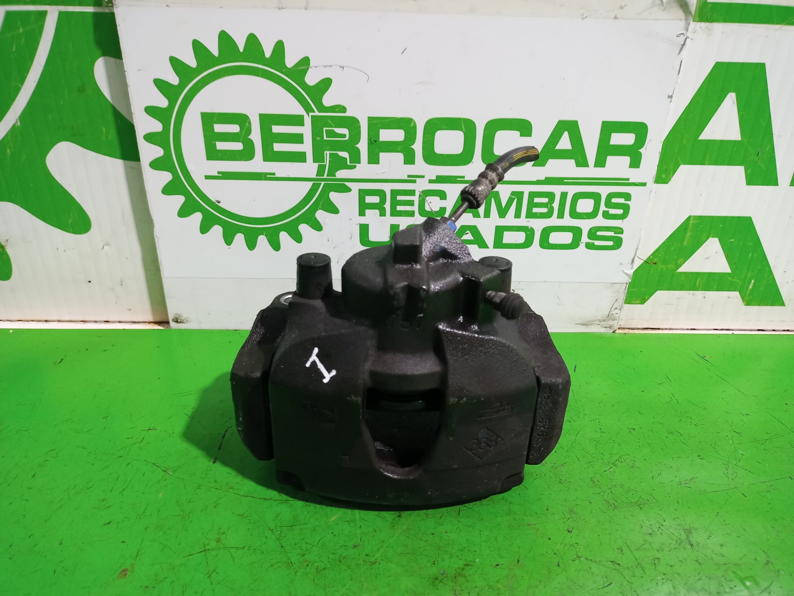 pinza_de_freno_delantera_izquierda_410119577r_renault_laguna_grandtour_iii_renault_laguna_iii_grandtour