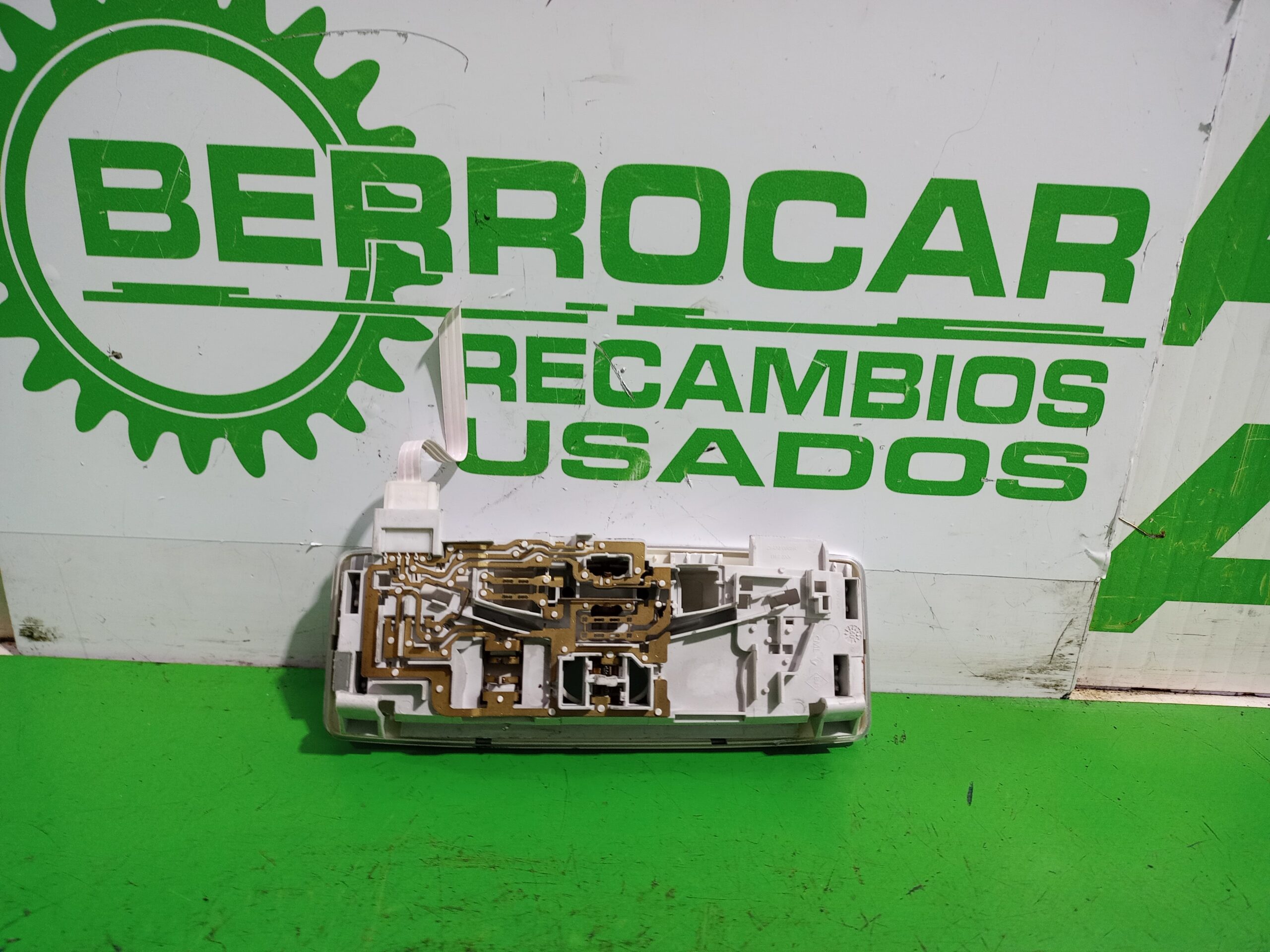 luz_interior_264300003r_renault_laguna_grandtour_iii_renault_laguna_iii_grandtour