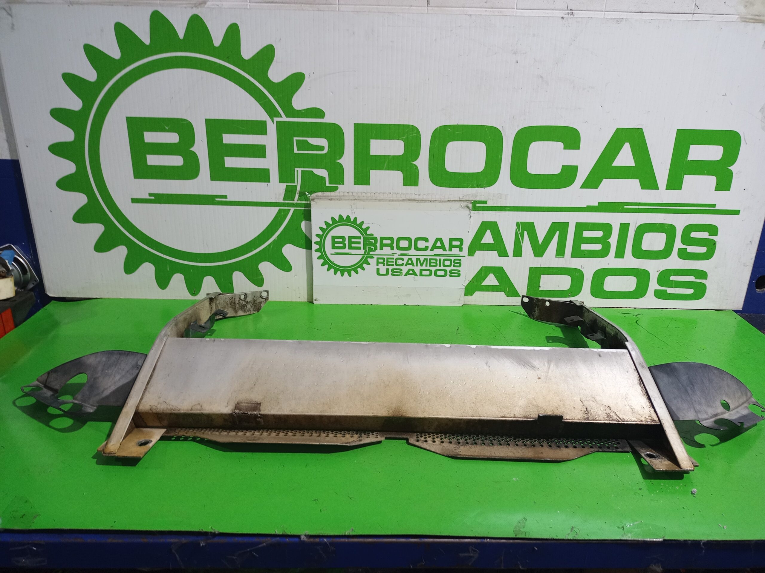 cubrecarter_krb100921_land_rover_freelander_ln_e_targa