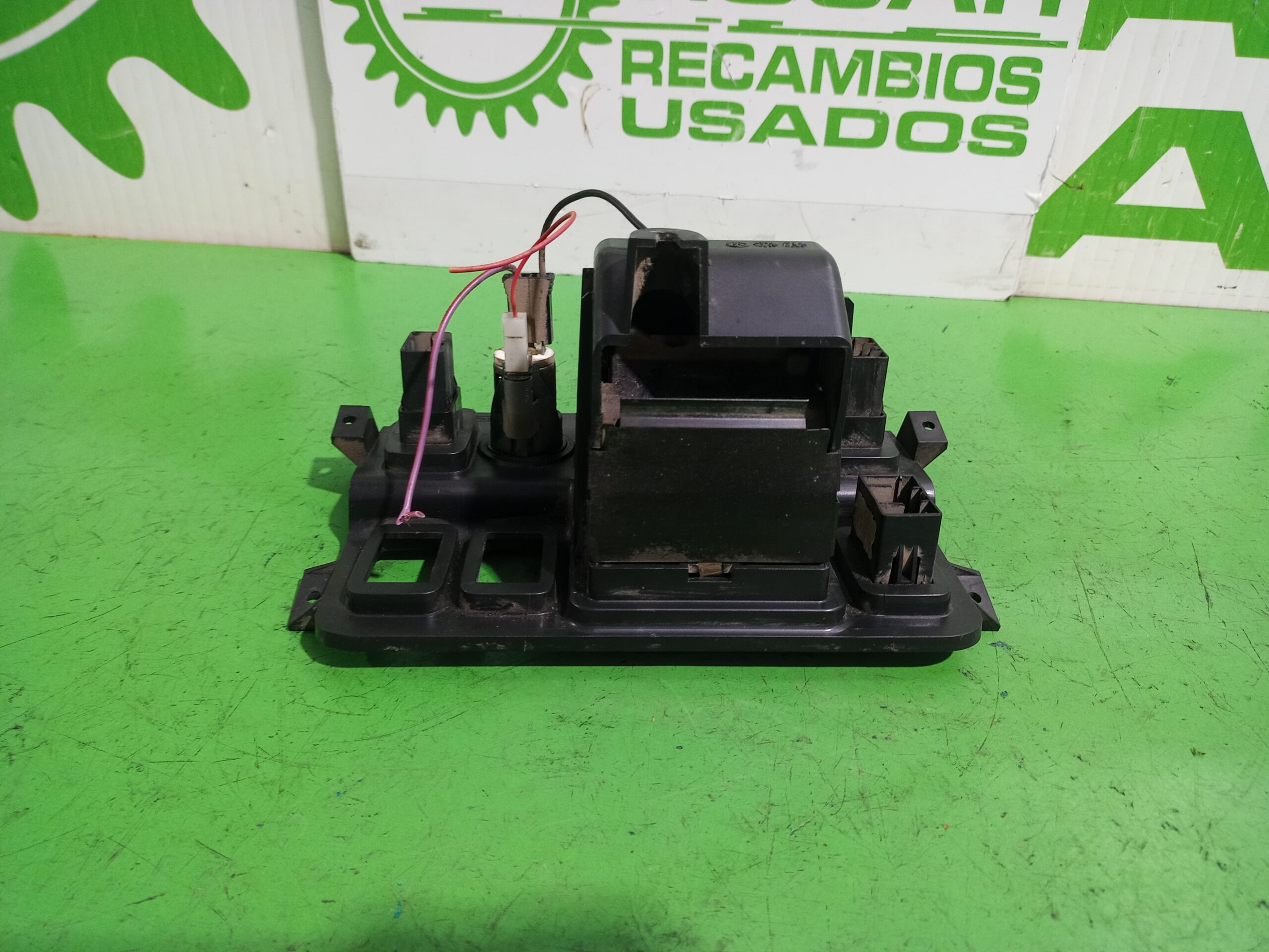 cenicero_fhr100460lnf_land_rover_freelander_ln_e_targa