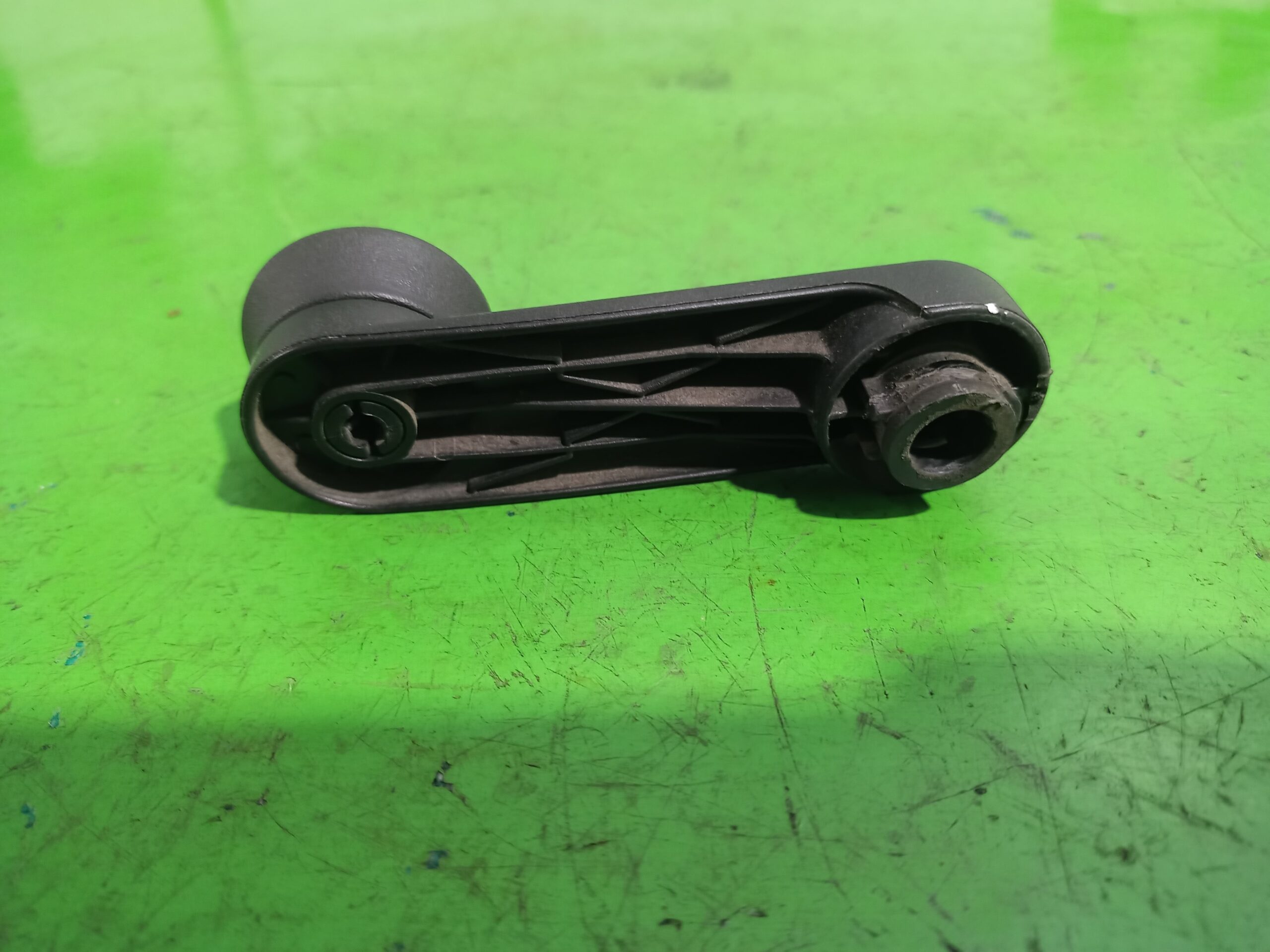 maneta_elevalunas_delantera_izquierda_902471500430_land_rover_freelander_ln_e_targa