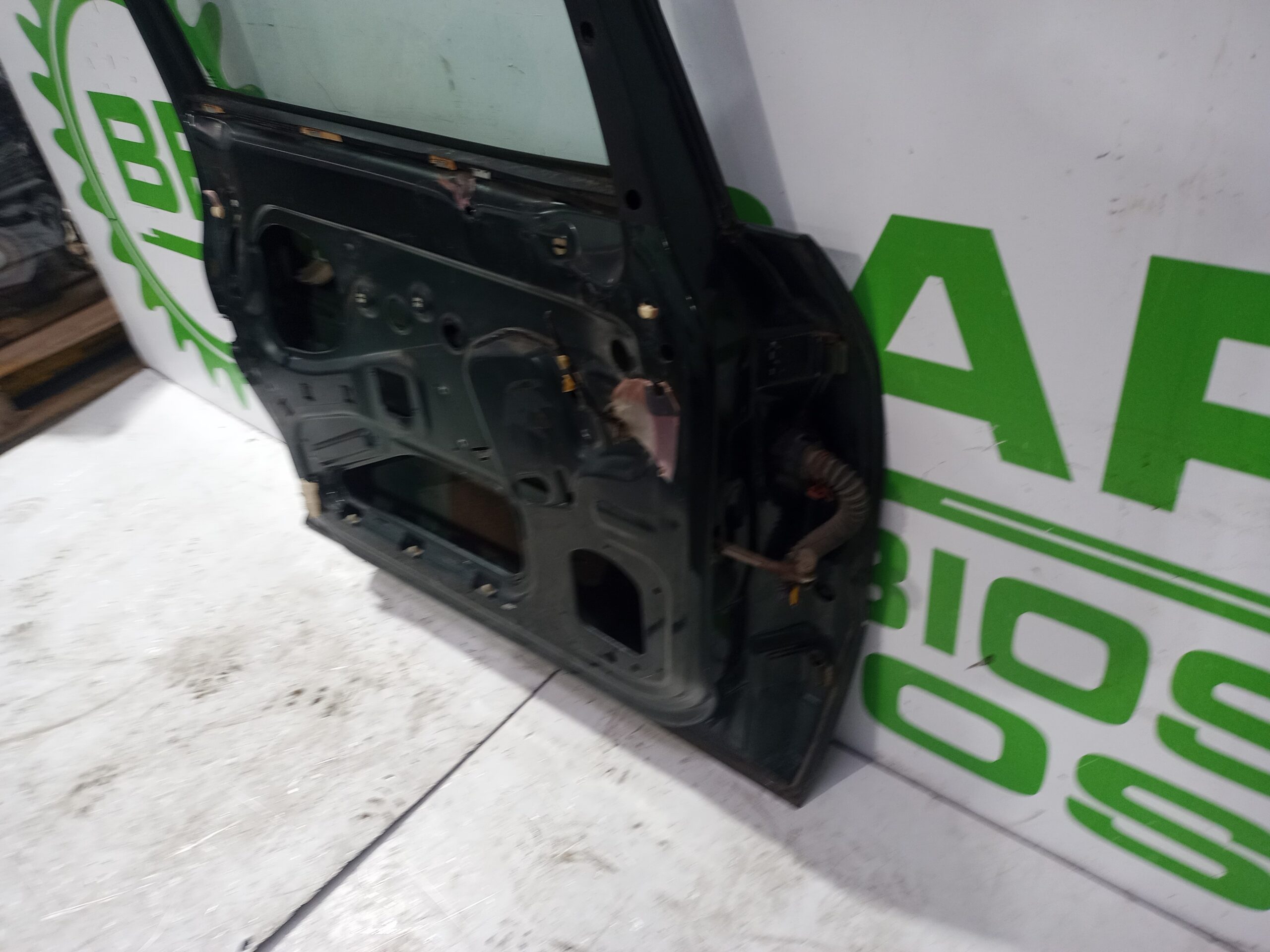 puerta_delantera_izquierda_124019_opel_zafira_a_elegance