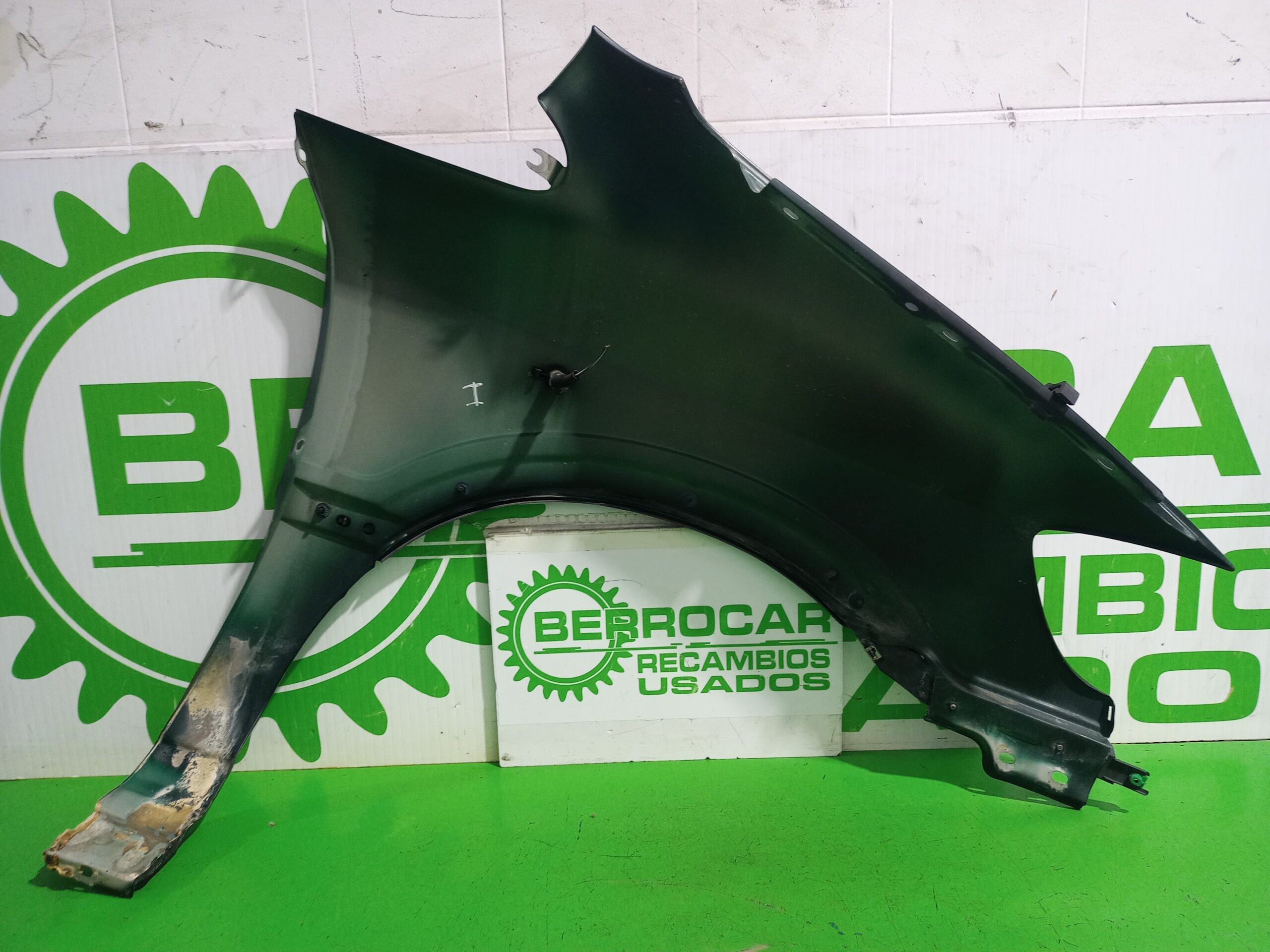 aleta_delantera_izquierda_1101030_opel_zafira_a_elegance