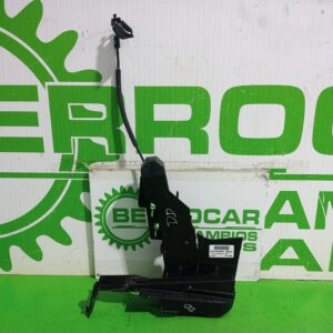 cerradura_puerta_delantera_derecha_2s61a219a64_a_ford_fiesta_cbk_ambiente
