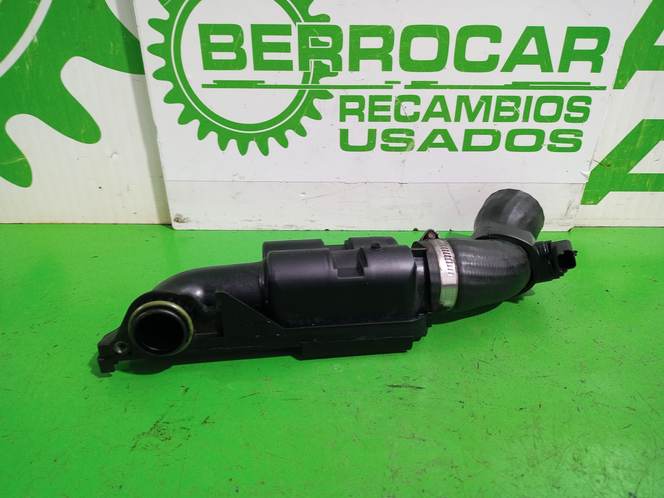 tubo_9650712480_ford_fiesta_cbk_ambiente