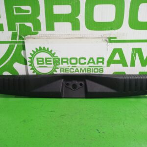 moldura_2s61a40352_ford_fiesta_cbk_ambiente