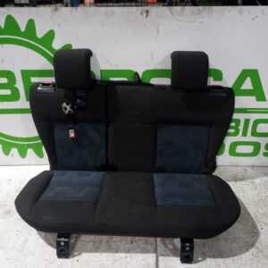 asiento_trasero_1140838_ford_fiesta_cbk_ambiente